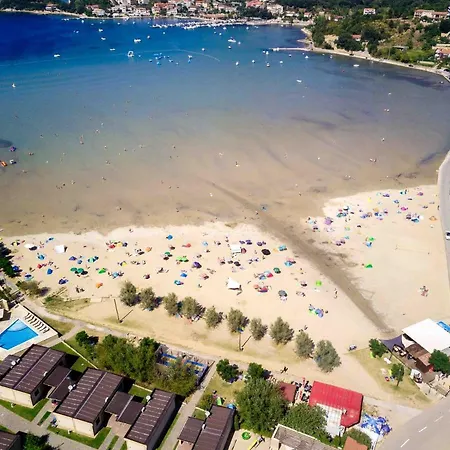 Rebecca דירה Kampor