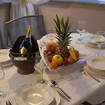 Rebecca 公寓